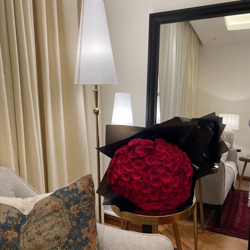 بوكيه احمر كبير 100 غصن