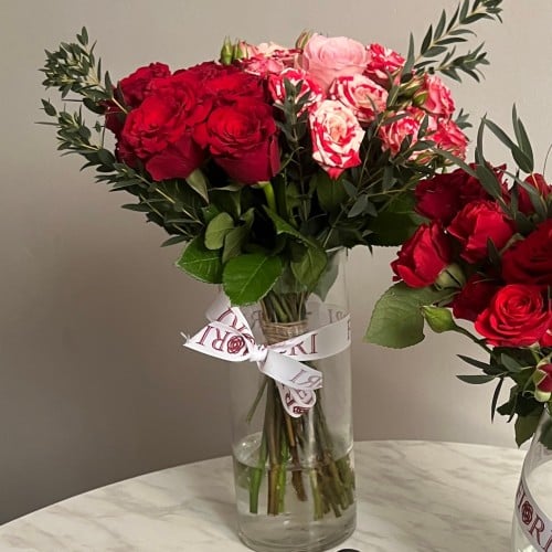 فازة جوري احمر مع بيبي روز