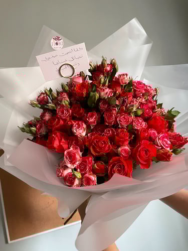 باقة بيبي روز احمر