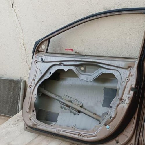 باب راكب امامي جهة اليمين هونداي النترا 2011 2016