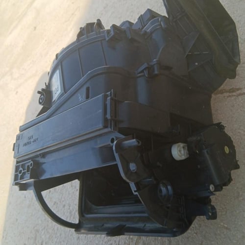 ثلاجة مكيف خلفية مع الصندوق تويوتا كورولا 2013 202...