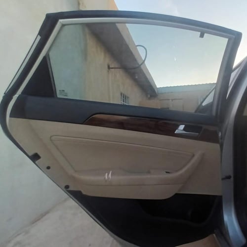 باب راكب خلفي يسار هونداي سوناتا 2015 2019