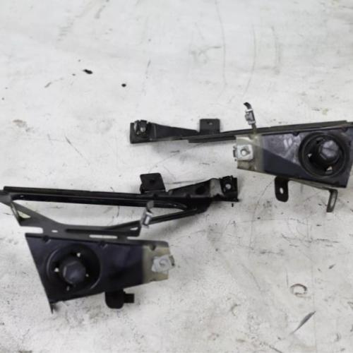 قادة الرفرف الامامي جهتين BMW 5 Series F01 F02 F10...