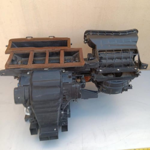 ثلاجة مكيف 97139A5000 مع البلف والصندوق هونداي الن...