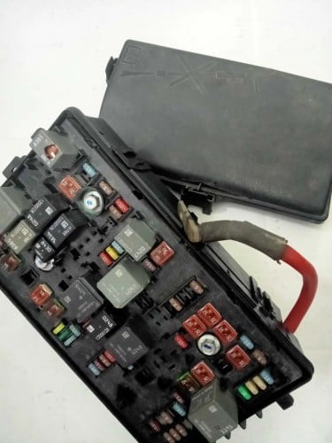 علبة فيوزات شيفروليه ماليبو