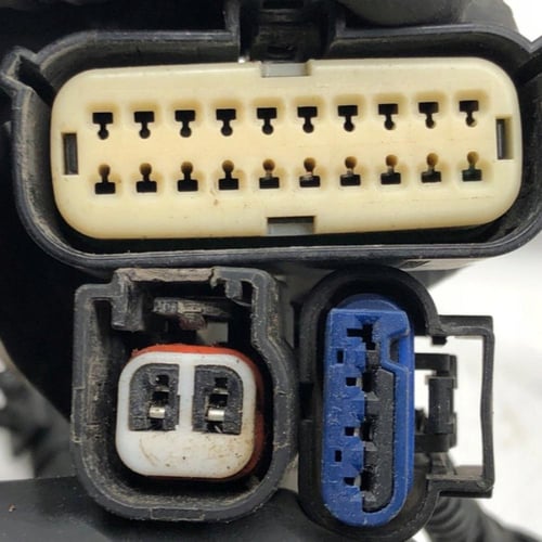 ظفيرة كهرب صدام امامي فورد فيوجن DG9T15K867AD