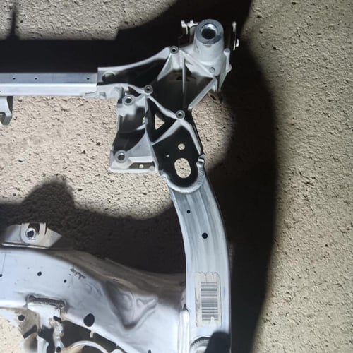 كمر امامي بي ام BMW 5 Series F01 F02 F10 2011 2016