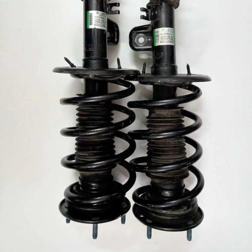 طقم مساعدات امامي مع الكراسي والياي فورد تورس 2013...