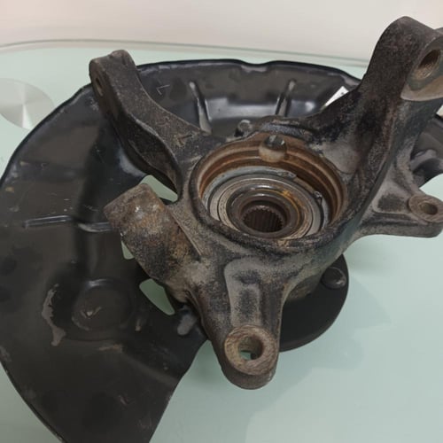 مخور خلفي يسار كامل فلنجة هوب مع القاعدة تويوتا كا...