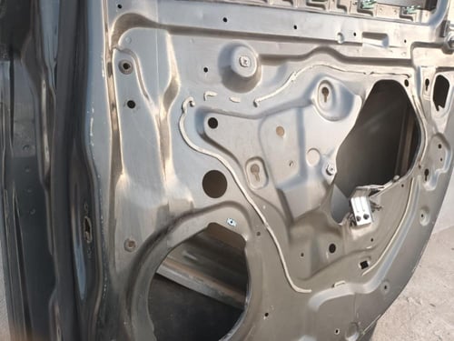 باب راكب خلفي يمين شيفروليه امبالا 2014 2016