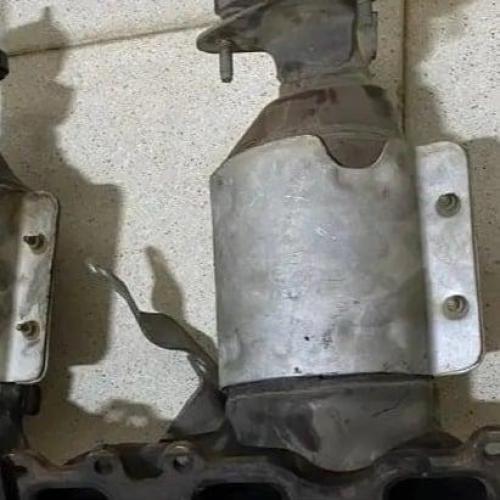 طقم دبات تلوث امامية وخلفية مع الرصاص والحساس فورد...