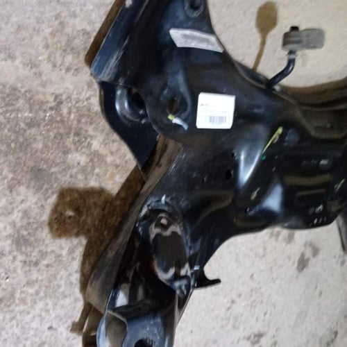 كمر امامي هونداي النترا 2015 2016 624002V000