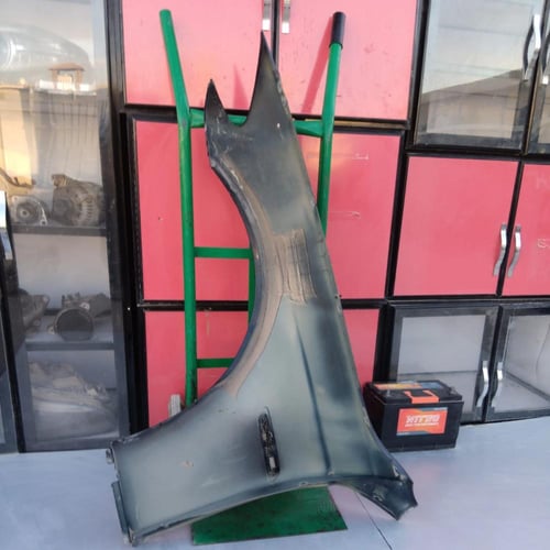 رفرف امامي جهة الراكب BMW 5 Series F01 F02 F10 201...