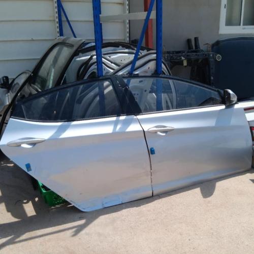 باب راكب امامي وراكب خلفي جهة اليمين هيونداي النتر...