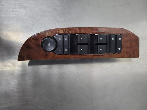 مفتاح النافذة الرئيسية اليسرى للسائق جمس يوكن