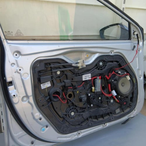 باب السائق هيونداي النترا 2011 2016