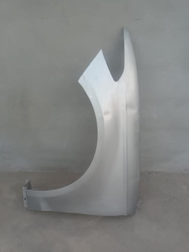 رفرف امامي يسار تويوتا كامري 2012 2015