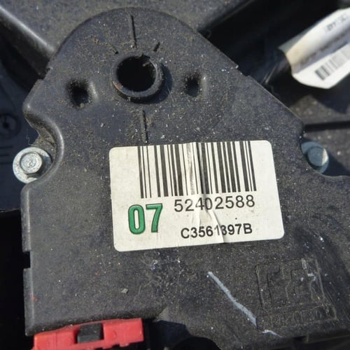 ثلاجة مكيف امامية مع الصندوق جمس يوكن سييرا سلفراد...