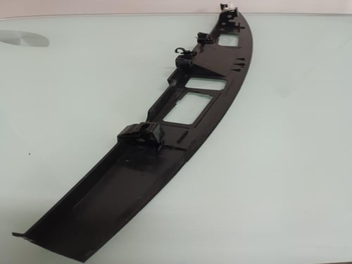 غطاء اطار لنبة اللوحة الخلفية شيفروليه امبالا