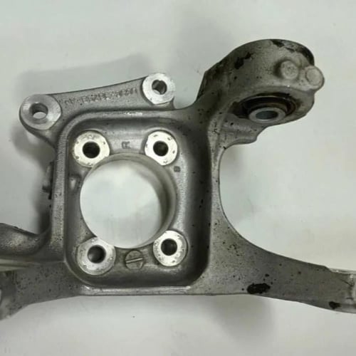 قاعدة فلنجة امامي فورد فيوجن 2013 2016