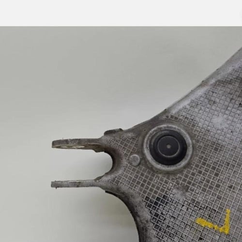 مقص خلفي سفلي جهة السائق EN6082T6 BMW 5 Series F01...