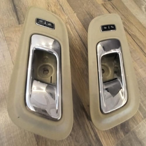 مقبض داخلي باب راكب امامي فورد تورس 2013 2019