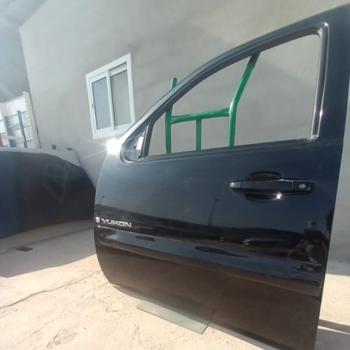 باب سائق جمس يوكن 2007 2014