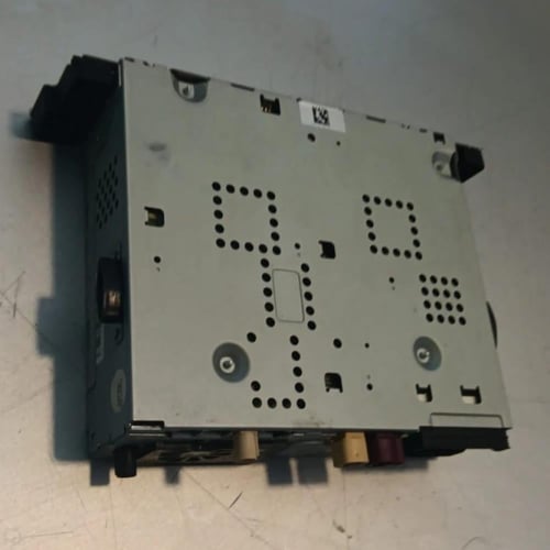 مشغل سي دي 9342046 BMW 5 Series F10 F11 2011 2016