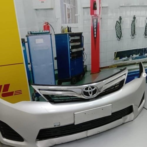 صدام امامي مع الشبك تويوتا كامري 2012 2015 تايوان