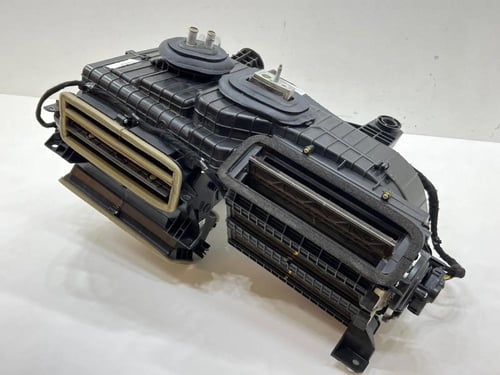 ثلاجة مكيف مع الجسر والصندوق فورد فيوجن 2013 2020