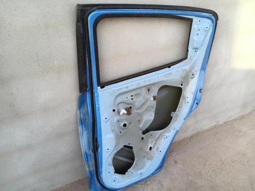 باب راكب خلفي يمين شيفروليه سبارك 2016 2021