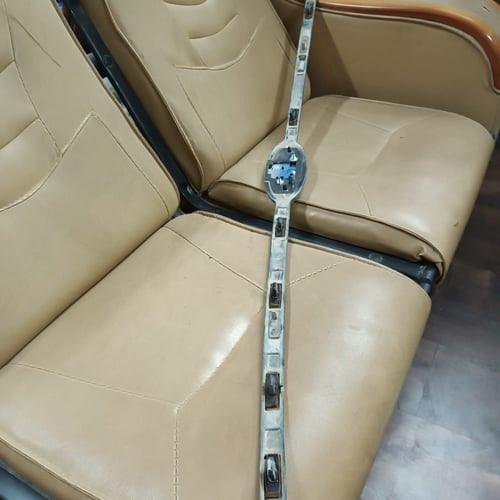 زيق خارجي باب شنطة فورد تورس