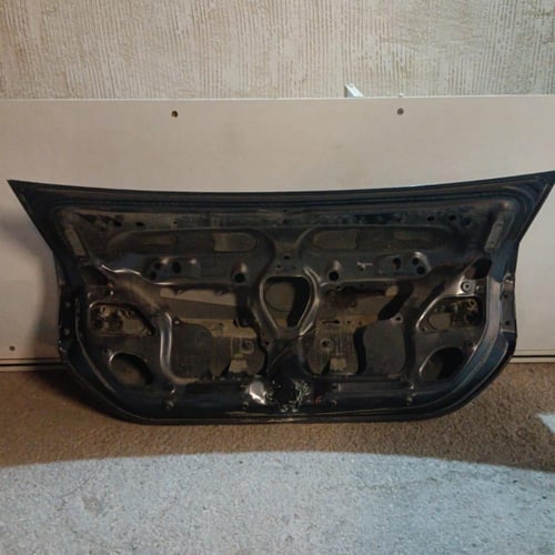 باب شنطة كامل تويوتا كورلا 2013 2020