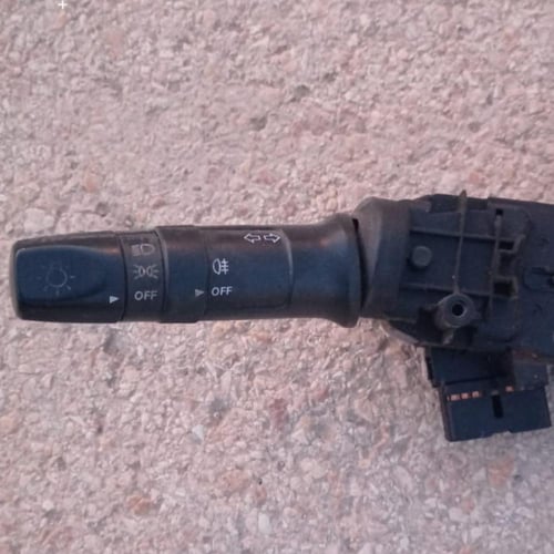 ذراع اشارة انعطاف ومساحات الزجاج الامامي كيا بيجاس...