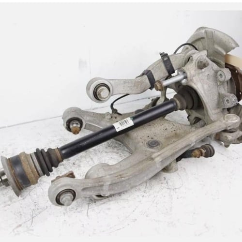 مجموعة المحور العجلة الخلفية جهة الراكب BMW 5 Seri...