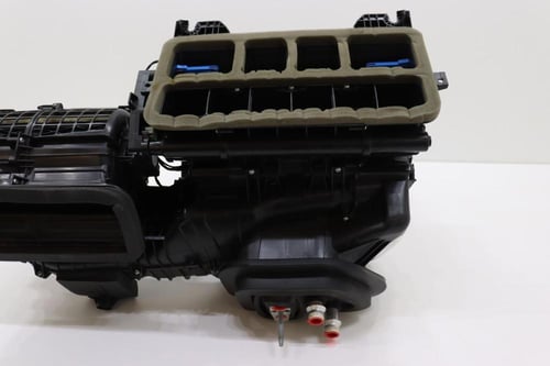 ثلاجة مكيف مع الجسر والصندوق شيفروليه امبالا 2014...