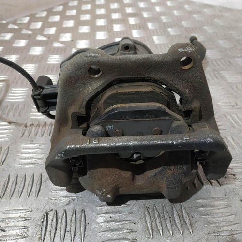 كليبر فرامل كهربائي خلفي يسار 32349660 BMW 5 Serie...