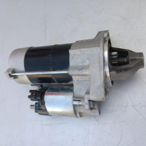 سلف تويوتا كورولا 2006 2020 281000T110