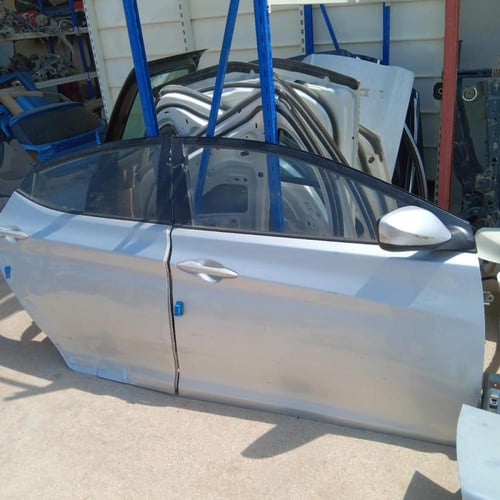 باب راكب امامي وراكب خلفي جهة اليمين هيونداي النتر...