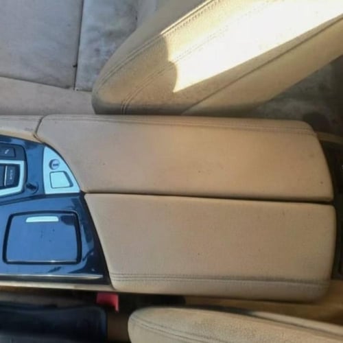 تكاية وسط بي ام BMW 5 Series F01 F02 F10 2011 2016