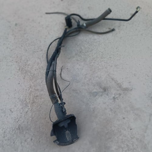 ليات خزان الوقود مع صمام منظم الهواء جمس يوكن تاهو...