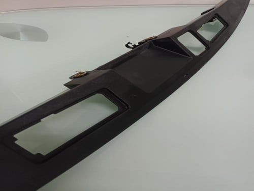 غطاء اطار لنبة اللوحة الخلفية شيفروليه امبالا