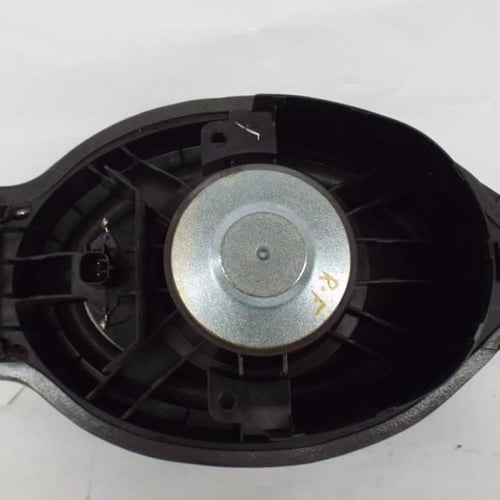 سماعة صوت باب شيفروليه امبالا 2014 2018