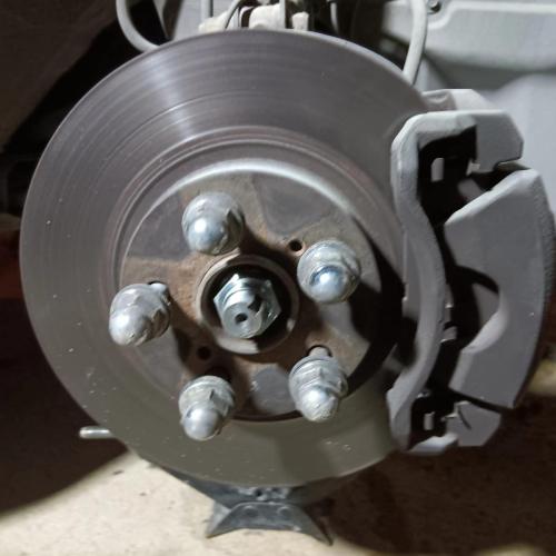 كليبر فرامل امامي يسار تويوتا كورلا 2013 2018