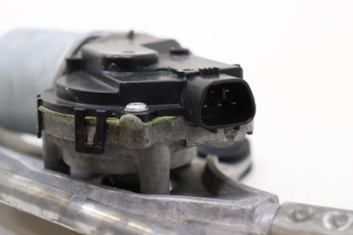 دينمو مساحة زجاج امامي مع الذراع شيفروليه امبالا 2...