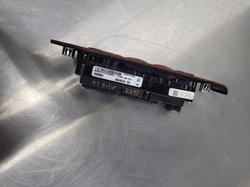 مفتاح النافذة الرئيسية اليسرى للسائق جمس يوكن