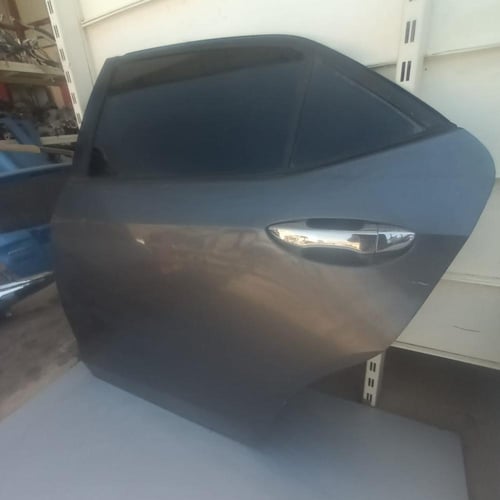 باب راكب خلفي يسار تويوتا كورلا 2013 2020