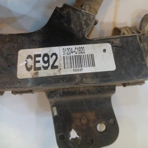 علبة فيوزات مع ظفيرة كهرب هيونداي سوناتا 2015 2017