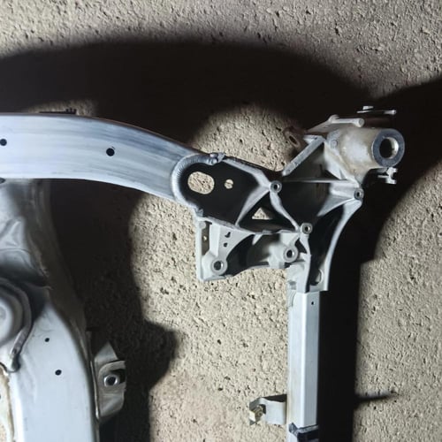 كمر امامي بي ام BMW 5 Series F01 F02 F10 2011 2016