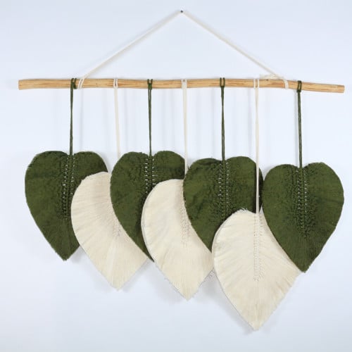 مكرمية ورق شجر الوان زيتي و أوف وايت